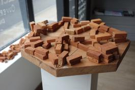 Cristina Ferrández Box,le jeu, 2018, centre d’art Le Lait / The  SPUR, Albi, photo Le Lait