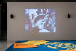 Marie Preston (avec François Deck et le Lycée expérimental de Saint-Nazaire), Le Quilt des Écoles, 2018-19, production LiFE ; Le Grand Café ; La Ferme du Buisson, et Télés expérimentales (1971-1990), 2019, production La Ferme du Buisson. Photographie © Émile Ouroumov.