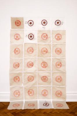 Elena Narbutaitė, Before Ivan Chai And Blueberry Leaves, Vytas’ Tea, 2020. Papiers, scotchs. Dimensions variables. Courtesy de l’artiste et Galería PM8. Production CRAC Alsace. Photo A. Mole.