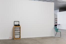 Matthieu Saladin, Super 45, 2019. Production : BBB centre d’art, Toulouse. Vue de l’exposition «Temps partiels II. Flextime » au BBB centre d’art, 2019. Curateur & crédit photo : Émile Ouroumov.