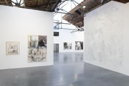 Christian Lhopital, Broken Flowers, 2020. Dessin mural éphémère à la poudre de graphite. 454 x 477 cm. Crédits photo Angélique Pichon et le 19 Crac.