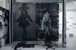 Marvin Gaye Chetwynd, Hepburn, 2018. Vue de l'exposition «Desk Set», CAC Brétigny, 2018. Photo : Aurélien Mole