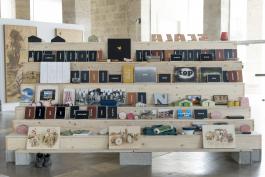 Pascal Rivet, Spontus, installation à la halle aux grains (L'été photographique de Lectoure), 2019 © CAPL