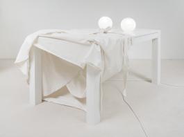 Vue de l'exposition •— • à la Villa Vassilieff, 2018. Mélanie Matranga, Ça, 2018. Image : High Art et Mélanie Matranga		