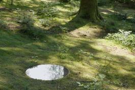 Joëlle Tuerlinckx, Nor or Neither : L'air du fer, 2018 © Aurélien Mole
