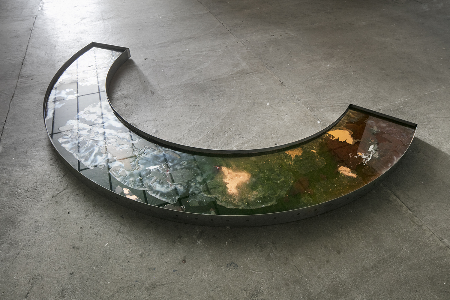 Vue de l'exposition " A la vague suivante que la suivante efface", Elisa Pône, BBB centre d'art, 2019. Commissaire : Marie Bechetoille. Photo : Edouard Decam