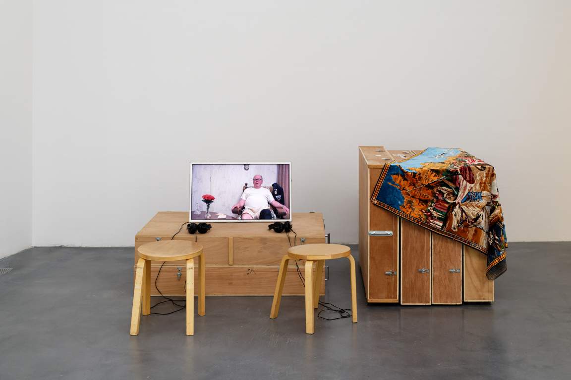 Angélique Buisson, Les anciens combattants, 2018. Vue de l'exposition «Mémoire double», CAC Brétigny, 2018. Photo: © Aurélien Mole. Angélique Buisson, Les anciens combattants, 2018. Vue de l'exposition «Mémoire double», CAC Brétigny, 2018. Photo: © Aurélien Mole.