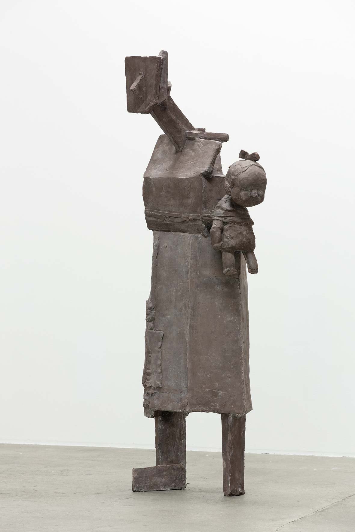 Sven't jolle, "Petite maternité austère", 2014, photographie Yohann Gozard © Sven't jolle, "Petite maternité austère", 2014, photographie Yohann Gozard ©