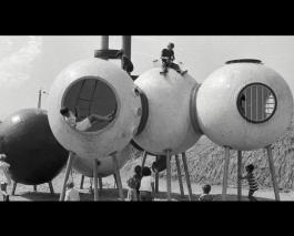 Julien Donada, Le Group Ludic, retour d'expériences, vidéo, 2018.  Capture d'écran. Production Le Grand Café - centre d’art contemporain et Petit à Petit Production.