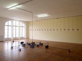Bertille Bak en collaboration avec Charles-Henry Fertin La marée mise à nue par ses célibataires, 2014 Installation Production Le Grand Café, centre d’art contemporain, Saint-Nazaire Courtesy de l’artiste et galerie Xippas, Paris Photo : Marc Domage 